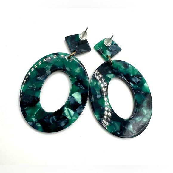 Maison Oval Pierced Earrings in Blue/Green - Picture 9 of 9